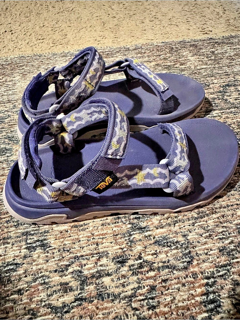 Teva Hurricane XLT2 Girls Purple & Gray Strap Sandals
